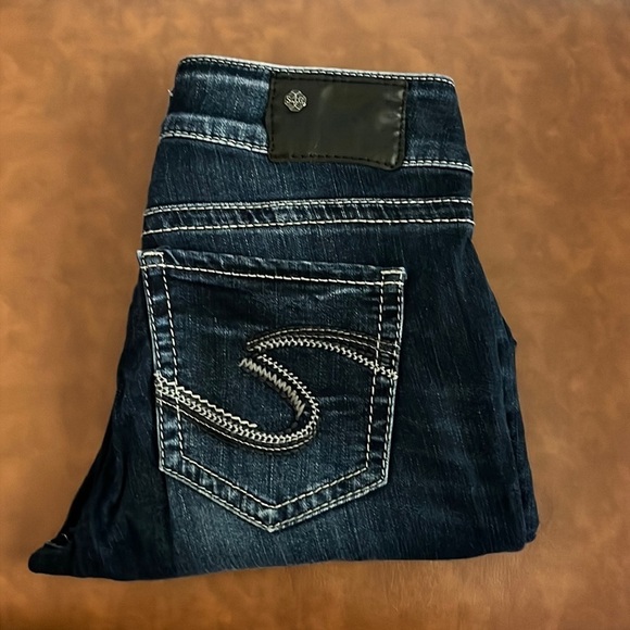 Silver Jeans Suki Mid Capri Size 27 - Picture 3 of 16